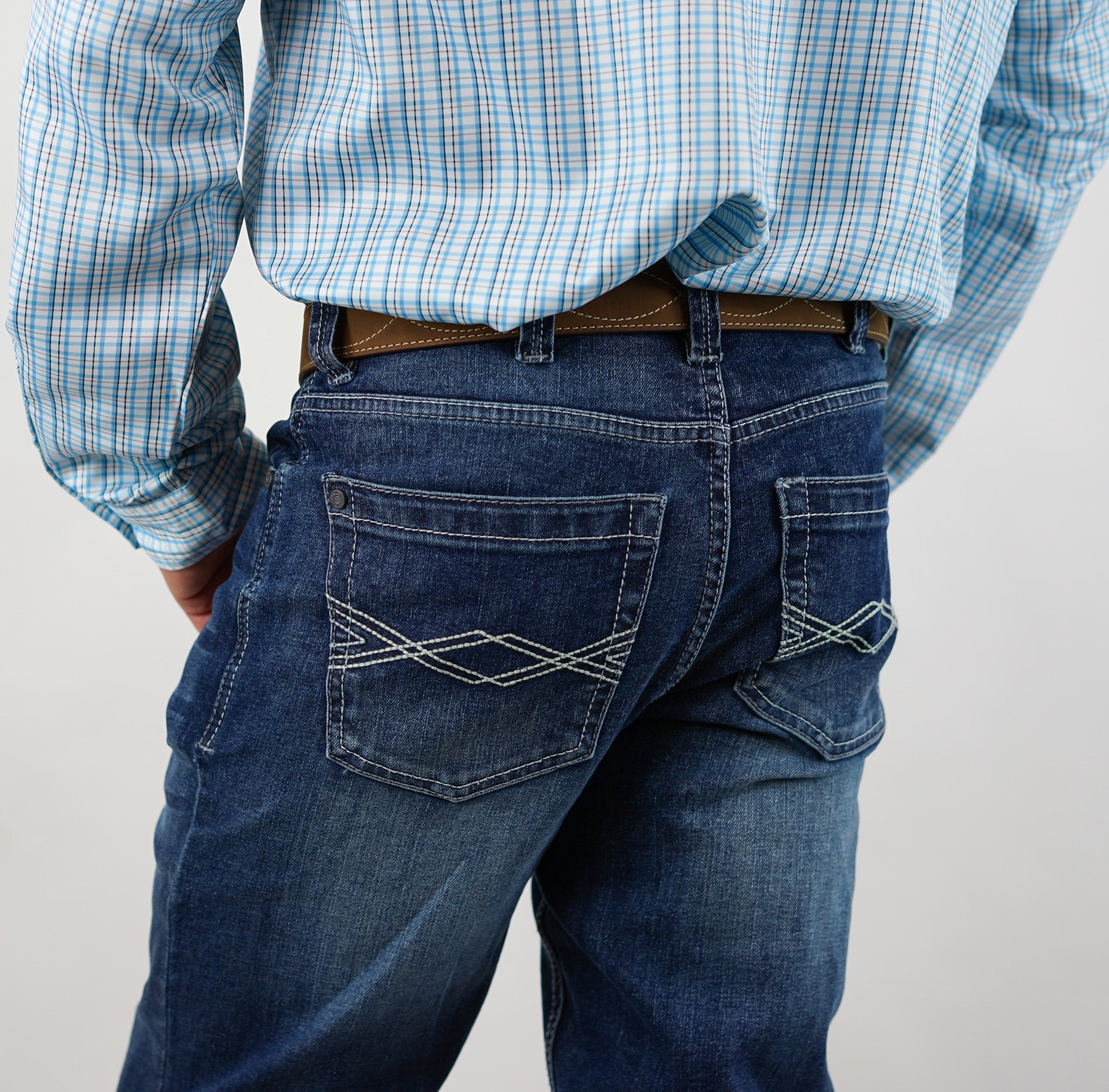 Badlands Fit - Stretch Fabric, Slim, Low-Rise, Straight Leg, Boot Cut (Mid Wash & Faded)
