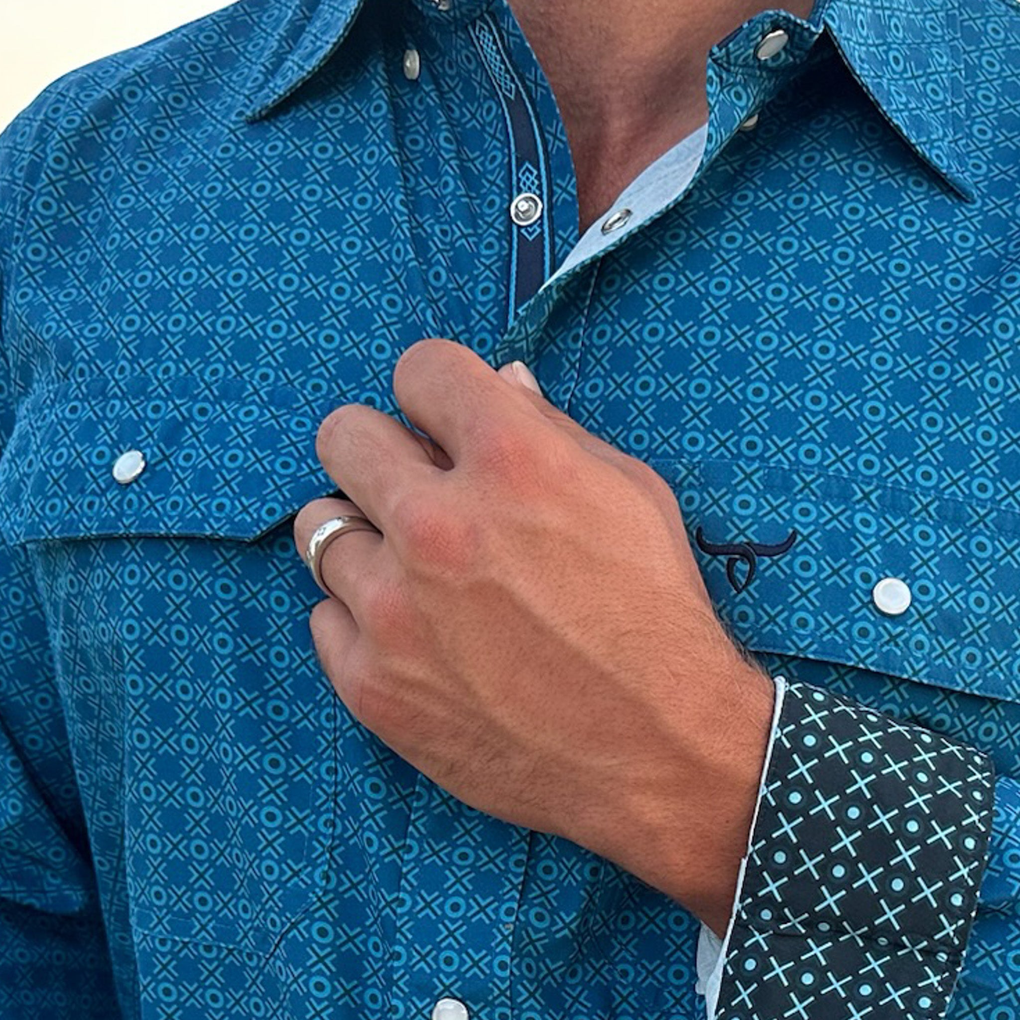 The Highwaymen-  Signature Series, Performance Vent Shirt